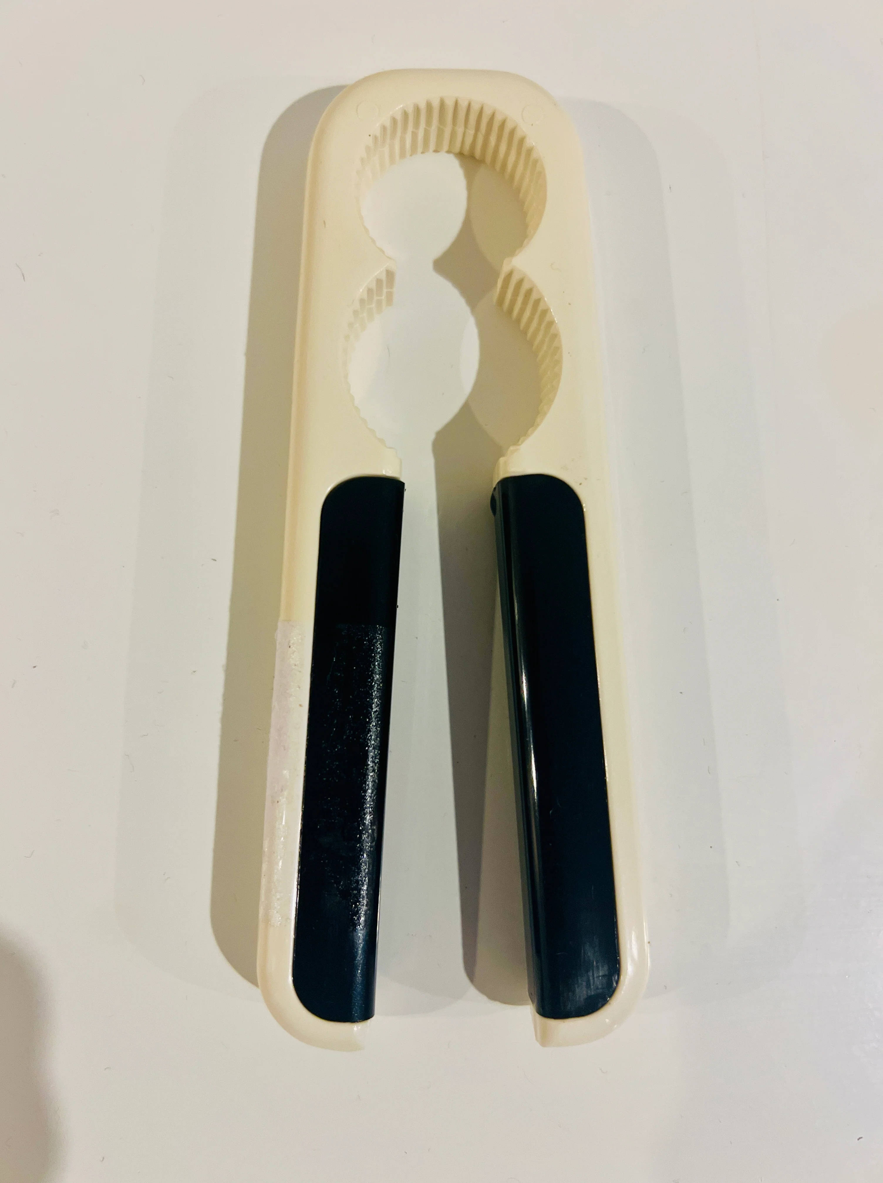 Bottle Opener for Beer Caps Twist Action