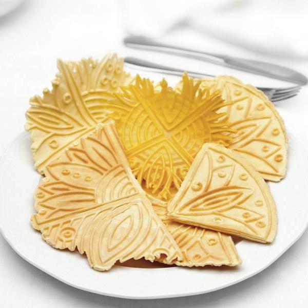 CBE Gas Waffle Pizzelle Maker Round 4 Flowers - Image 4