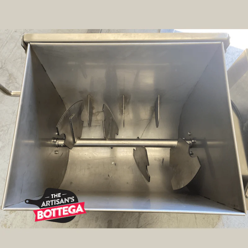 Electric Meat Mixer with Tipping Feature - Image 3