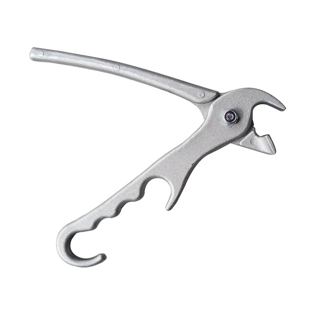 Oven Grip Pliers for hot pizza tray. By- Lilly Codroipo