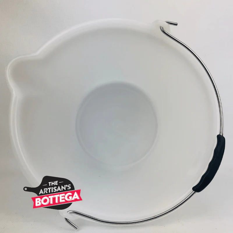 White Food Grade Bucket 18 L with handle - Image 4